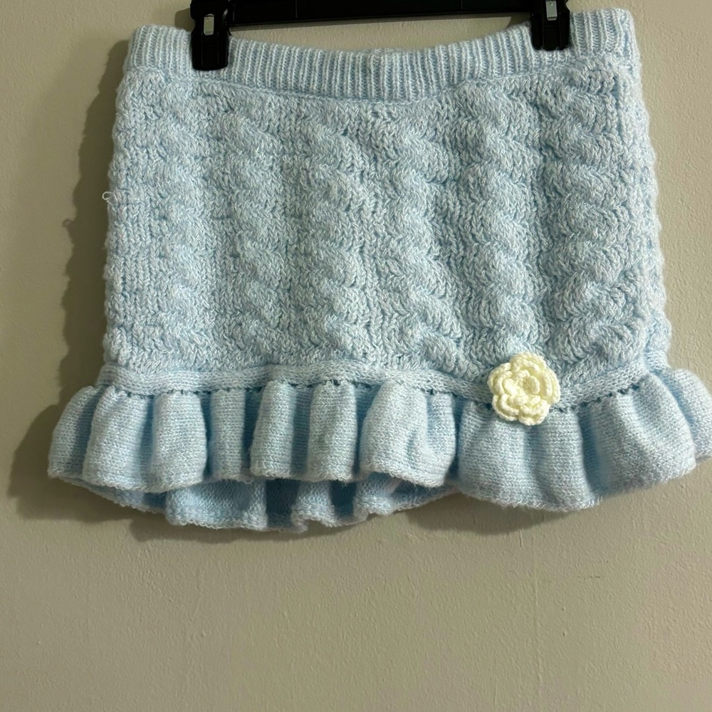 Crochet mini skirt